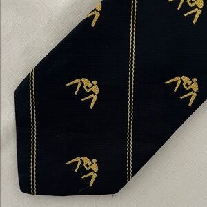 Men's Tie Wrestling Theme